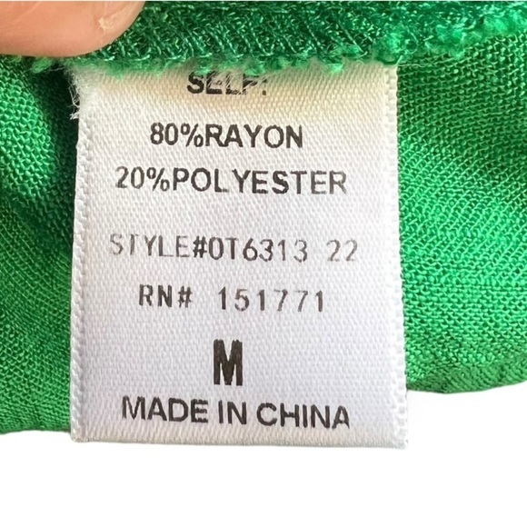 Altar'd State green crop top sleeveless medium - Picture 7 of 8